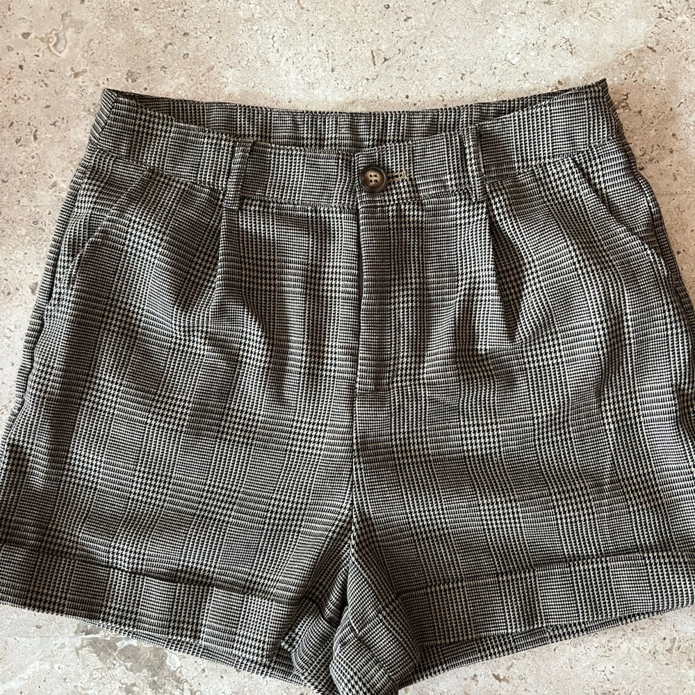 SHEIN High Waist Plaid Houndstooth Shorts - Black and Brown